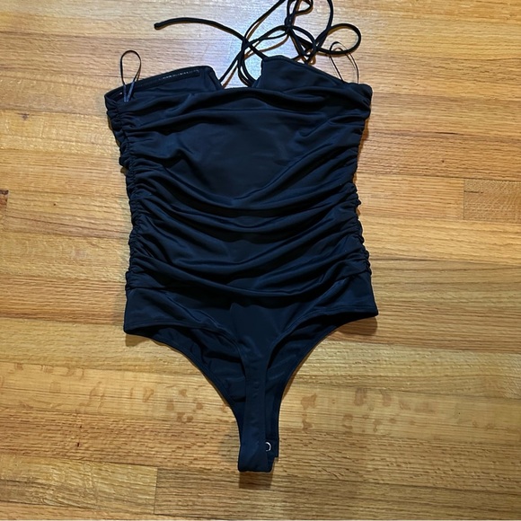 Dee Elly Black Ruched Bodysuit size M(c3 - Picture 5 of 10